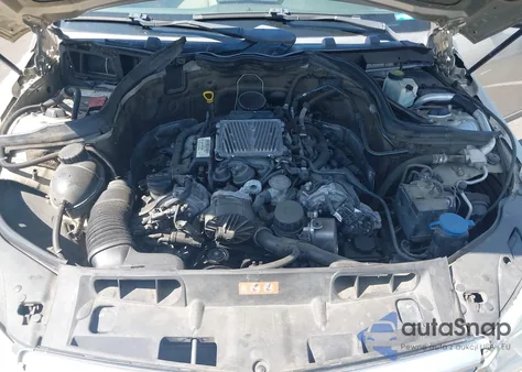 2010 Mercedes-Benz C 300 Luxury/Sport z USA, uszkodzony, nr VIN WDDGF5EB0AA396677